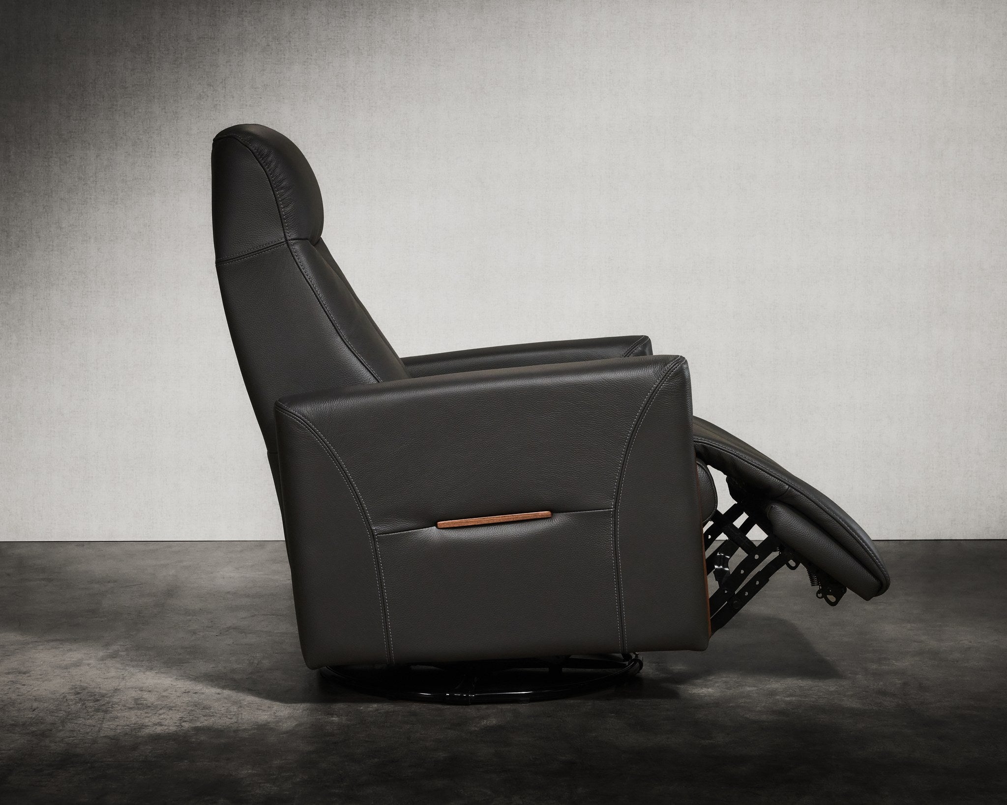 Fauteuil 1100/1101 — Meubles Via
