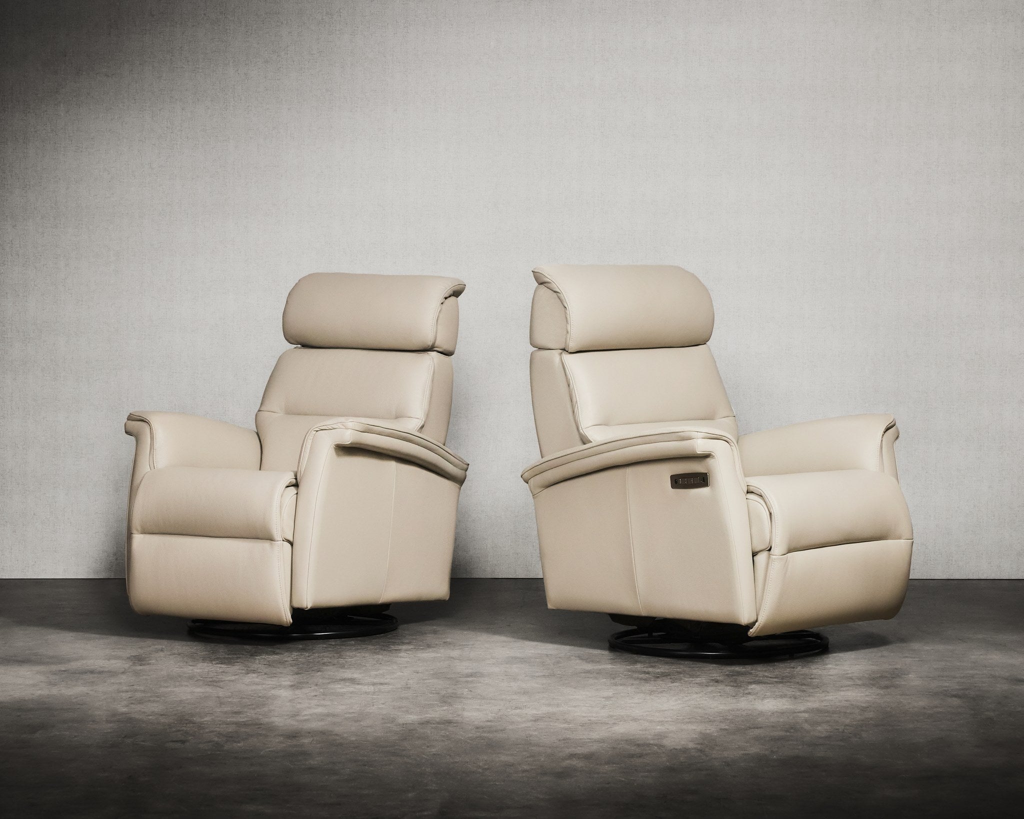 Fauteuil 230/231 — Meubles Via